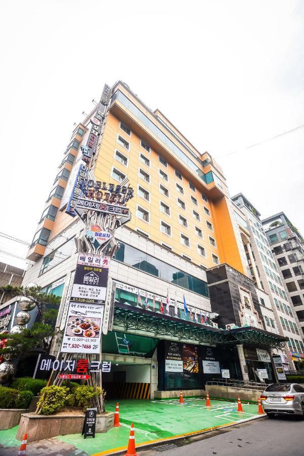 Hotel Noblesse Сеул Екстер'єр фото