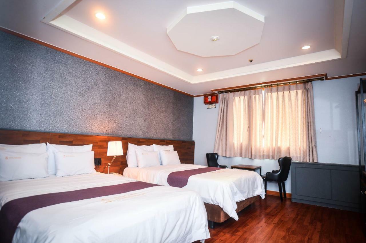 Hotel Noblesse Сеул Екстер'єр фото